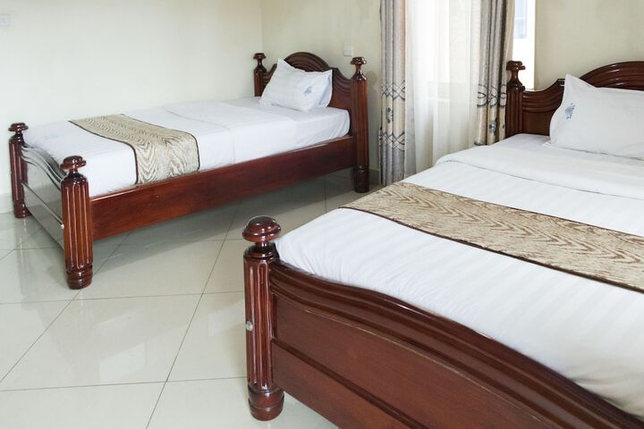 Room 4 of 35