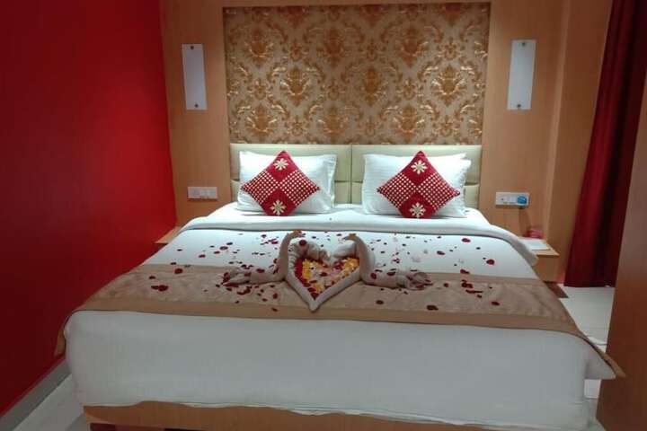 Room 18 of 53