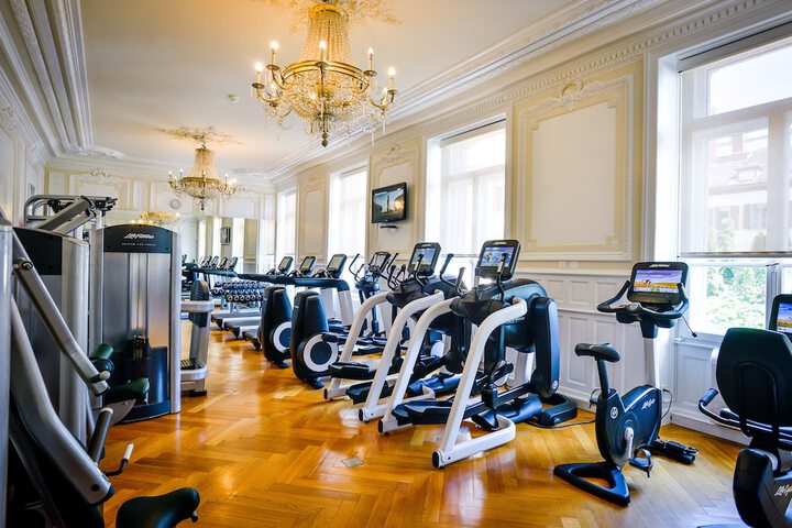 Health and Fitness 60 of 101