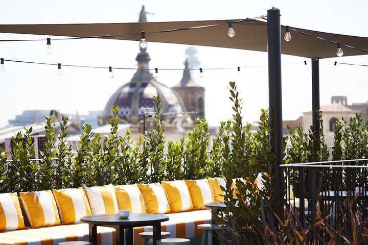 Sundeck 59 of 63