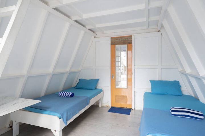 Room 5 of 37