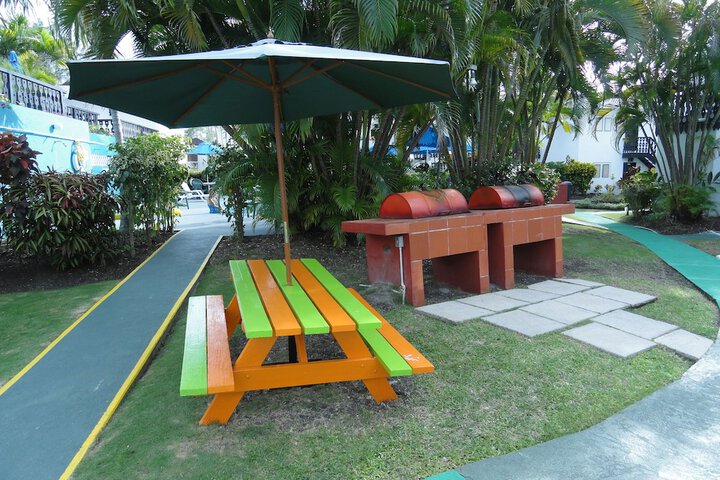 BBQ/picnic area