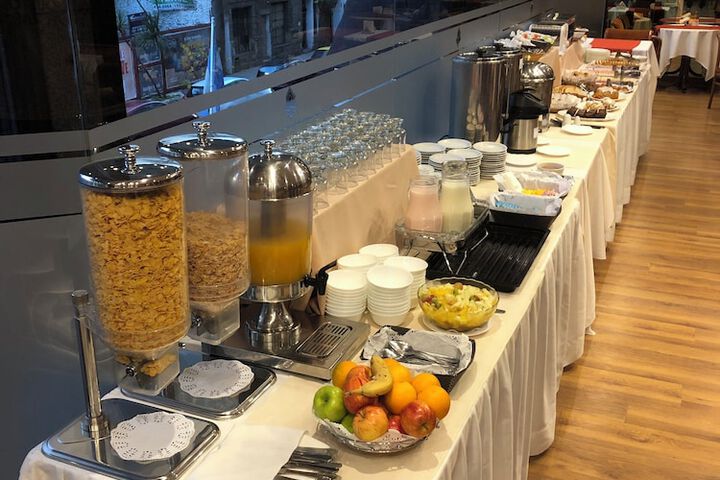 Breakfast/Coffee Service 20 of 28