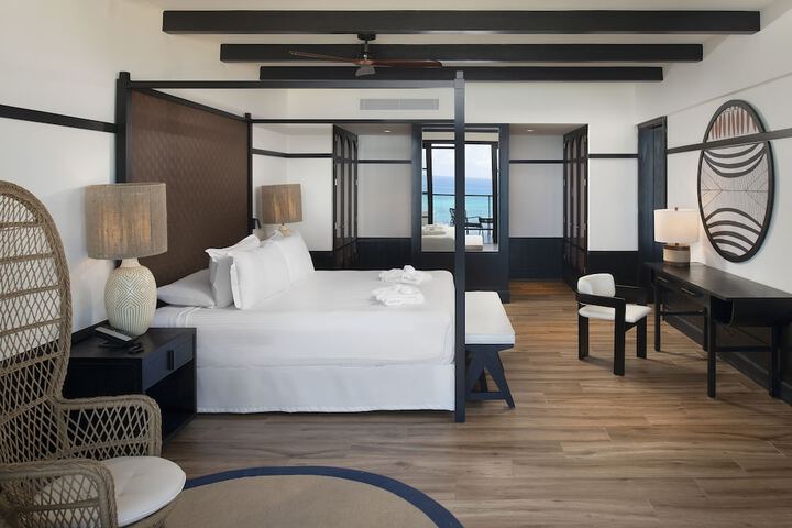 Room 10 of 89