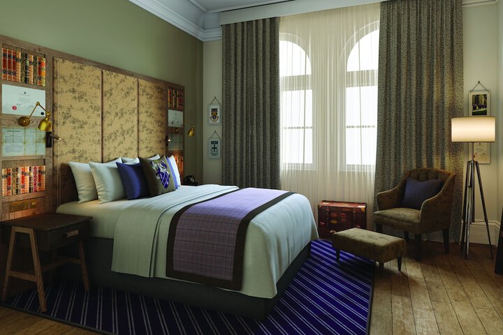 Room 2 of 89