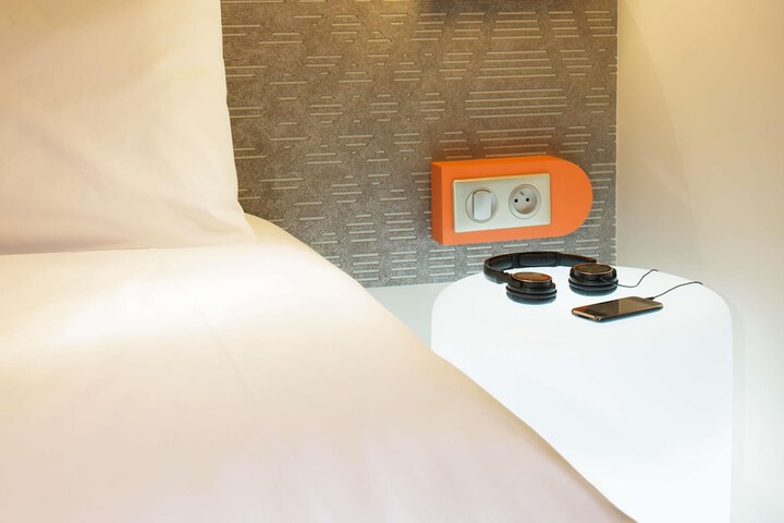 Room 29 of 165