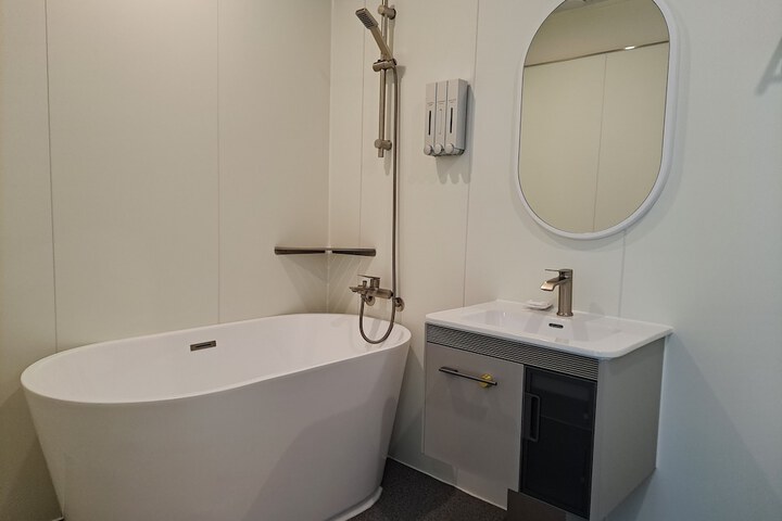 Room 42 of 52