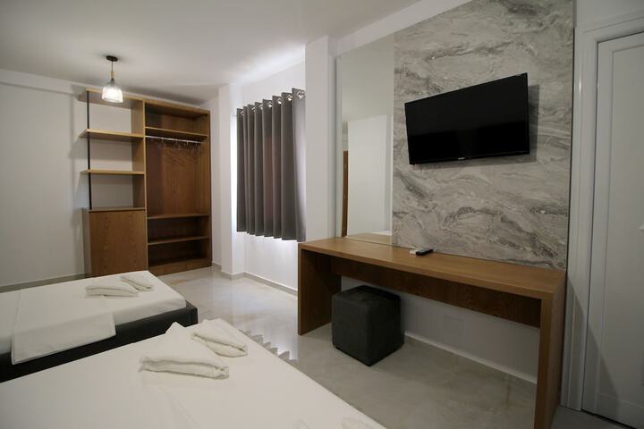 Room 13 of 101