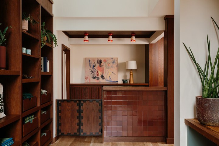 Hotel Interior 8 of 75