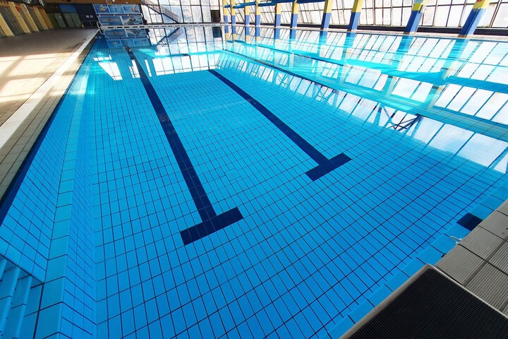 Hotel with Pool