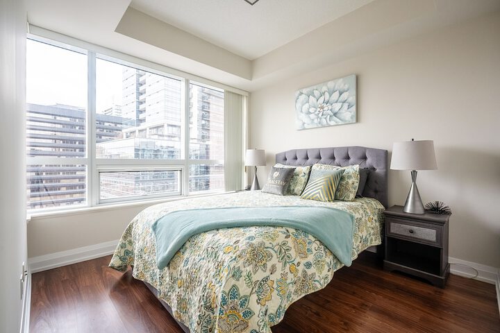 Room 44 of 279