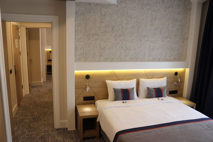 Room 10 of 59