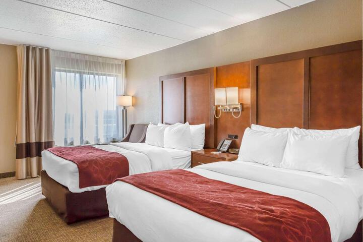 2 Double Beds Accessible Room (1 of 13)