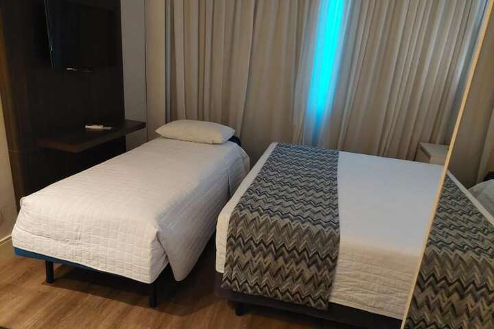Room 12 of 41