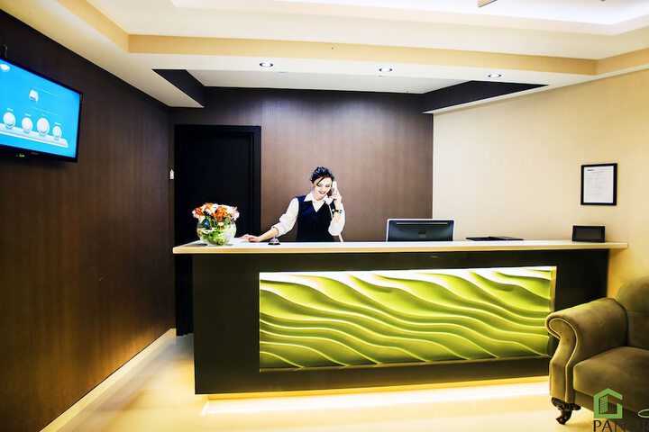 Hotel 2 of 25