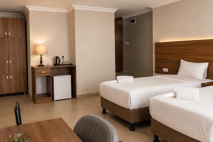 Room 43 of 64