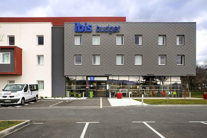 Ibis Budget Saint Genis Pouilly Geneva in Saint-Genis-Pouilly