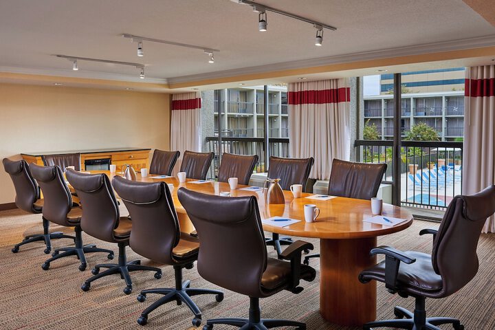 Meeting facility