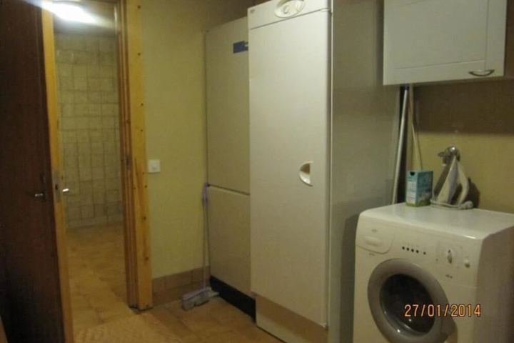 Room 6 of 11