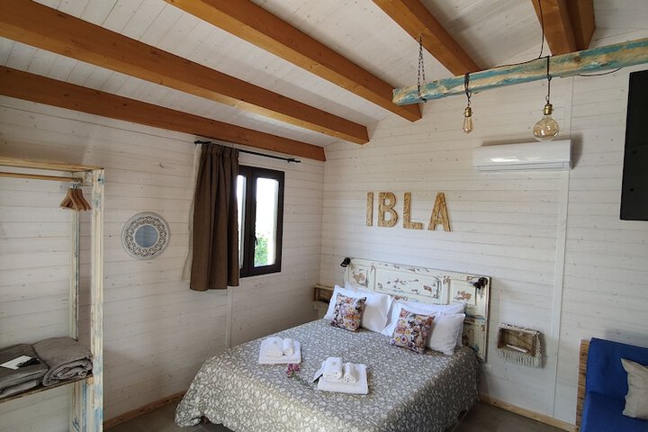 Room 19 of 109