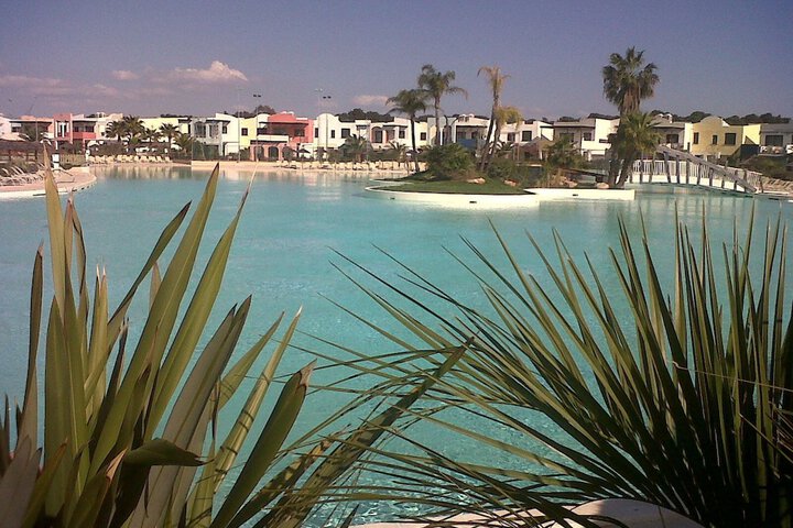 Pools & Facilities