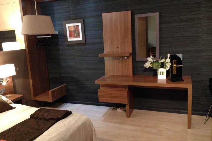 Room 14 of 73