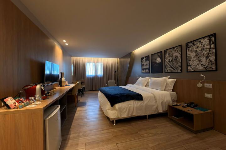 Room 41 of 132