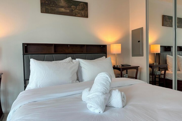 Room 2 of 192