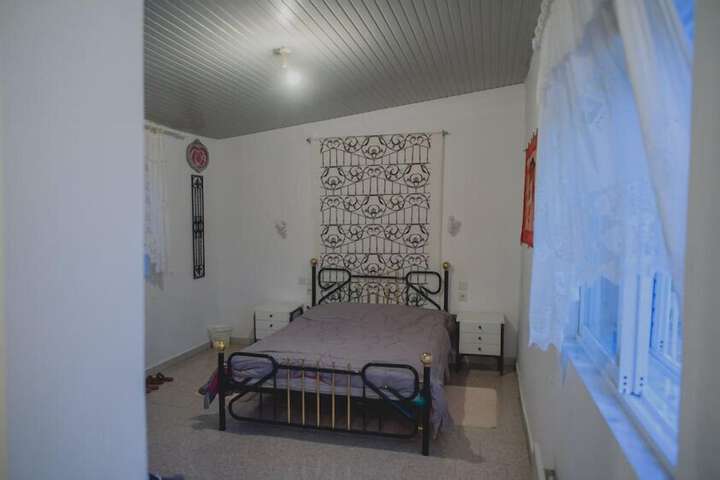 Room 18 of 26