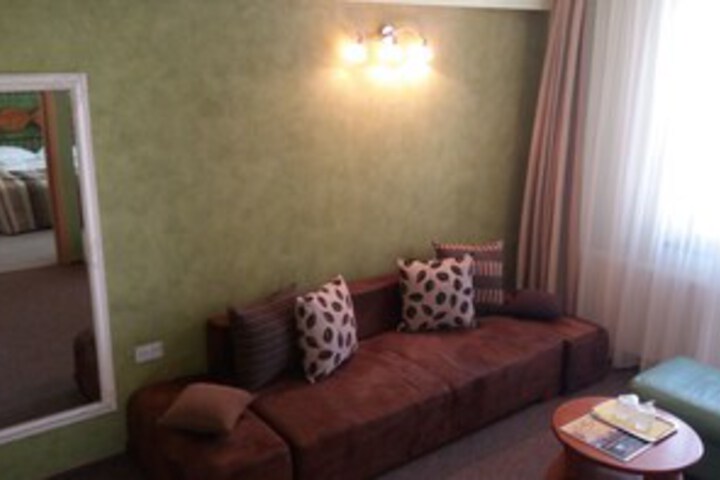 Room 15 of 28