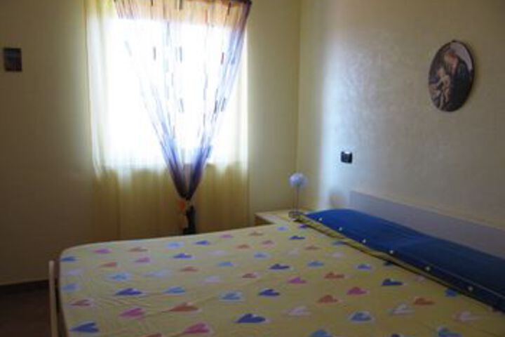 Room 10 of 15