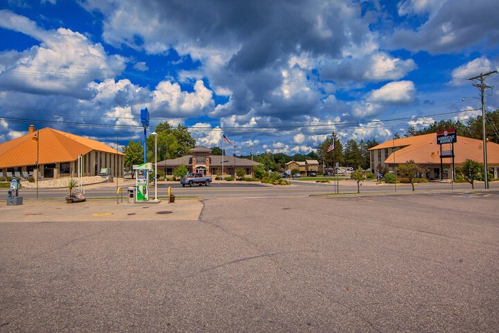 Hotel View 139 of 140