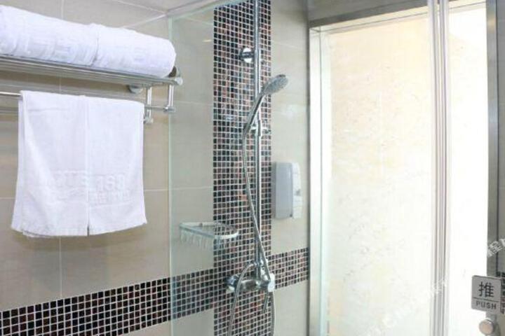 Qingmu Select Hotel (Second Affiliated Hospital of Nanjing Yangtze River Bridge)