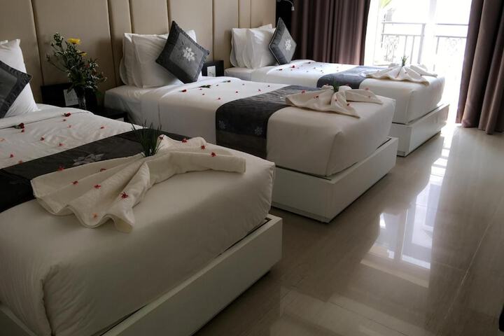 Room 9 of 59