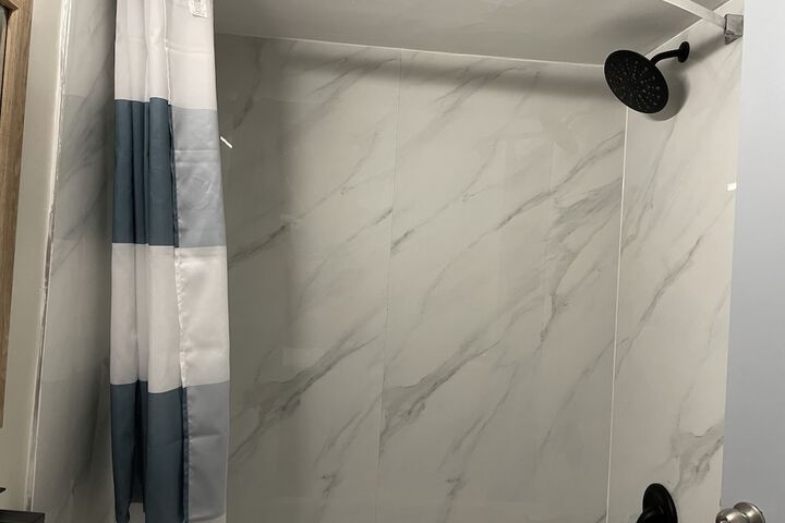 1 King Bed (8 of 19)