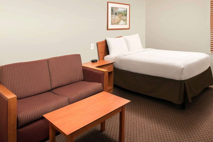 Standard Room, King or Two Doubles (11 of 13)