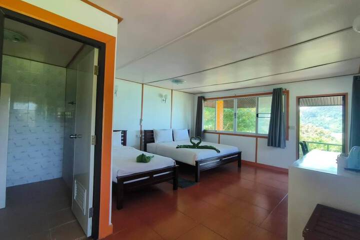 Room 57 of 148