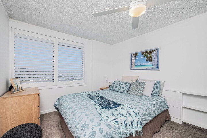 Room 20 of 174