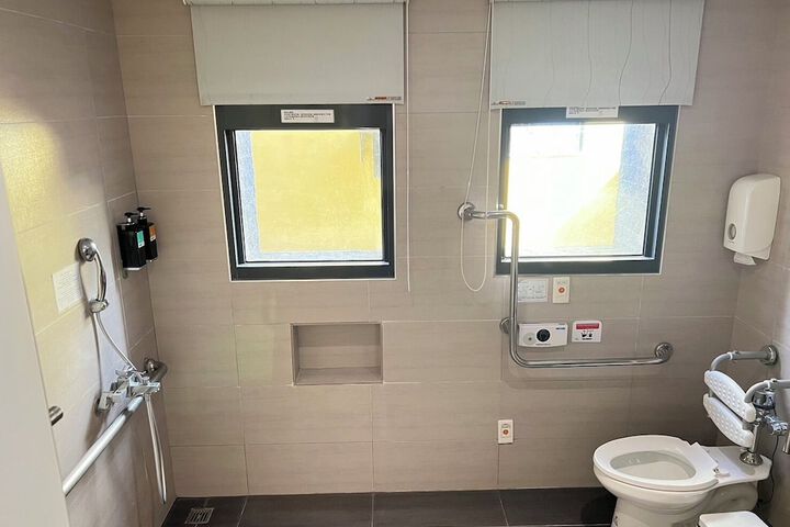 Room 60 of 94