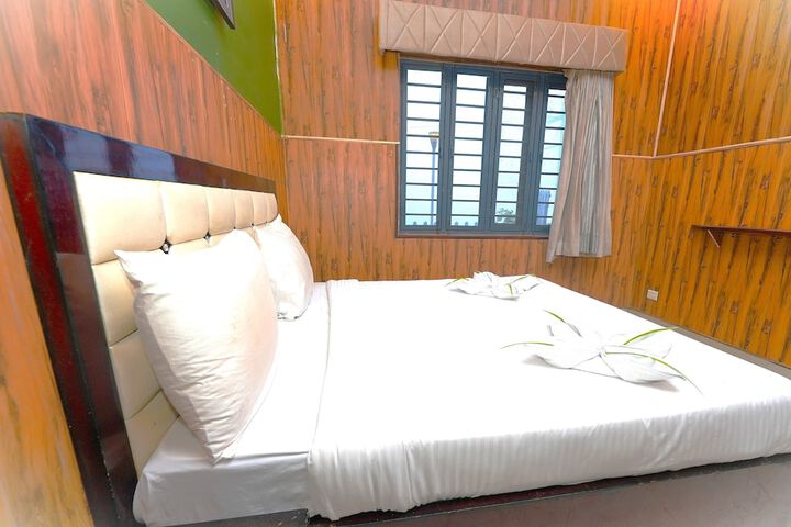 Room 56 of 152
