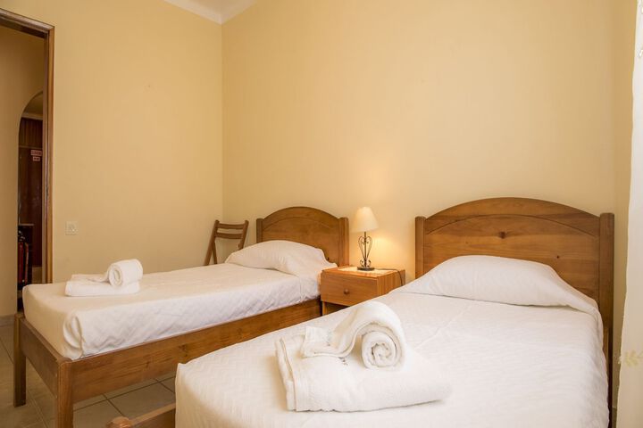 Room 8 of 26