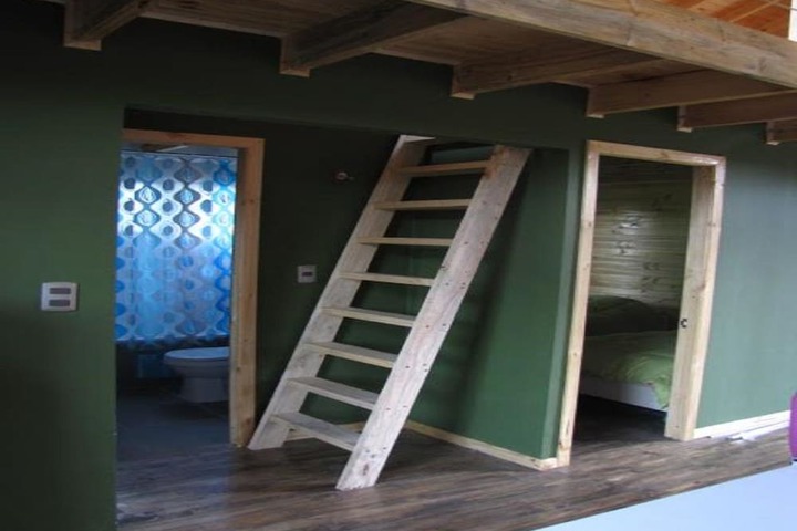Room 3 of 10