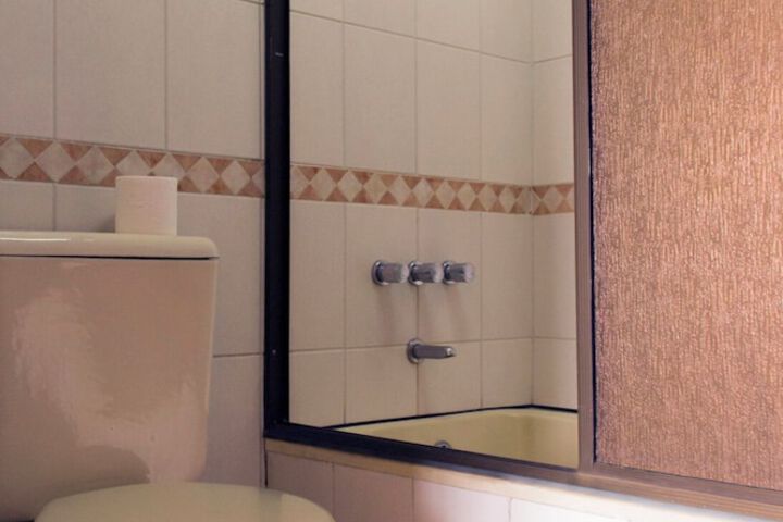 Room 17 of 22