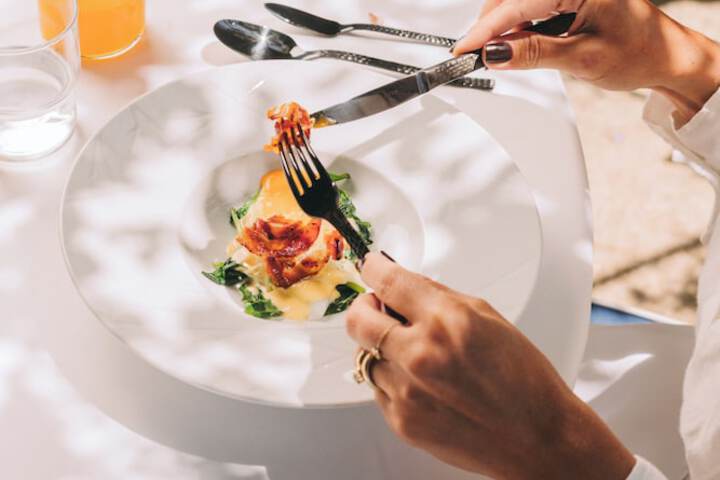 Breakfast/Coffee Service 88 of 147
