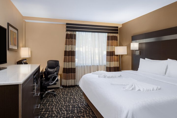 1 King Bed (19 of 19)