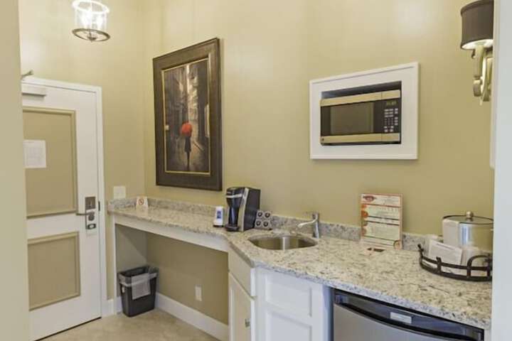 Private kitchenette