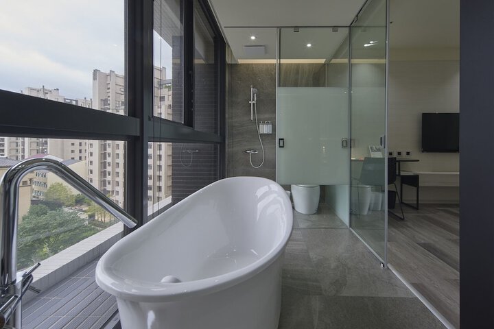 Room 10 of 54