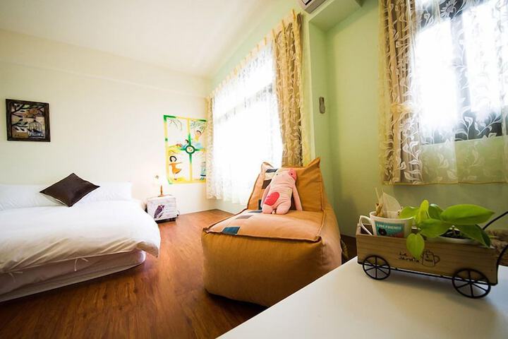 Room 11 of 38
