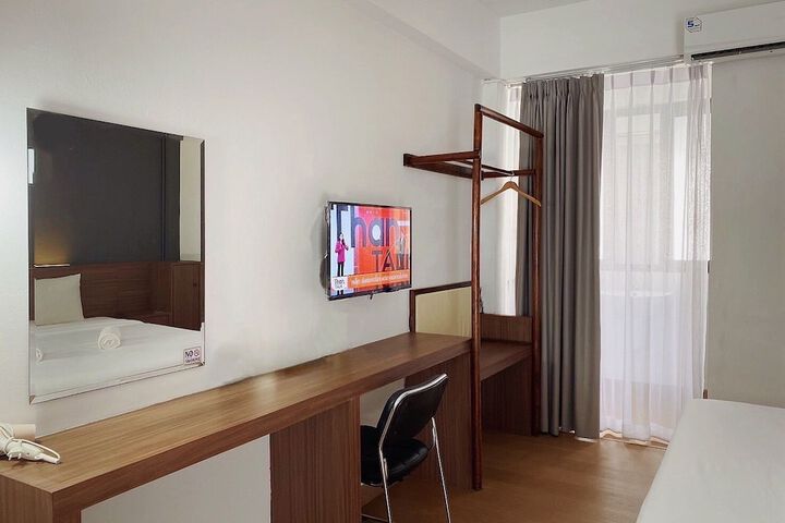 Room 33 of 56