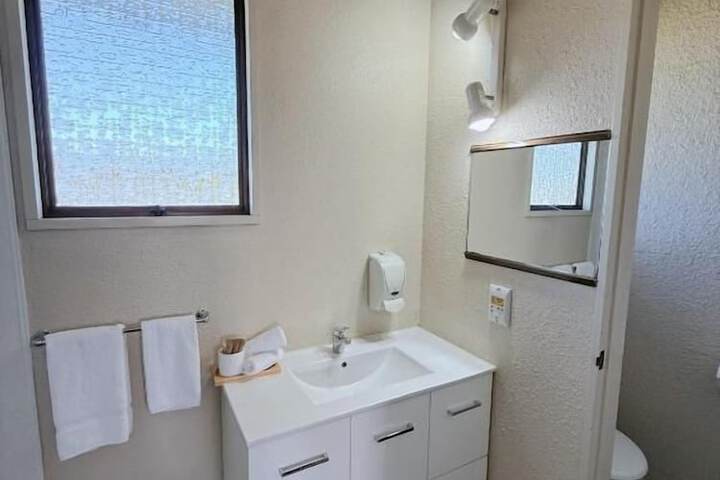 Room 30 of 84
